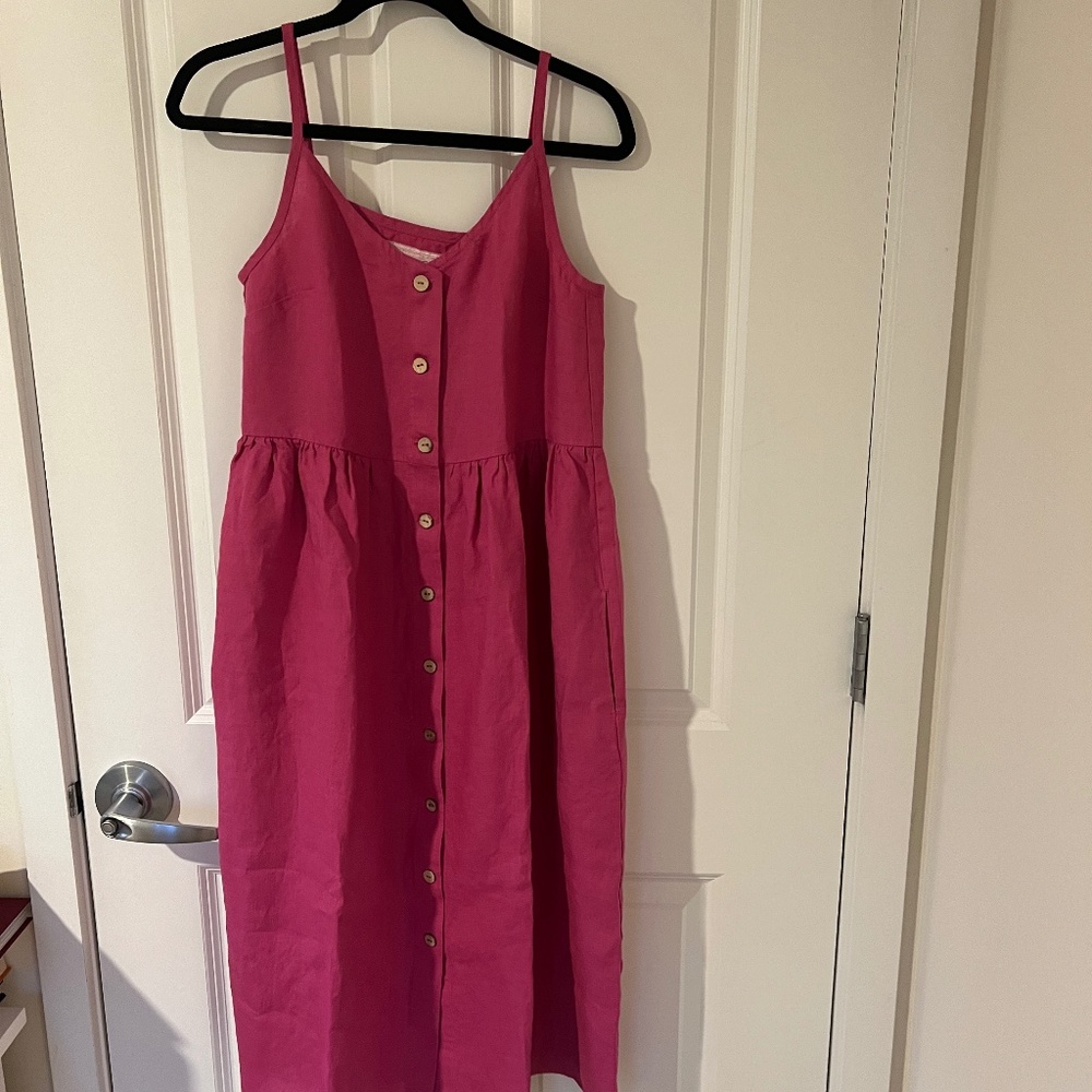 notPERFECTLINEN Sarah button slip dress in Magenta